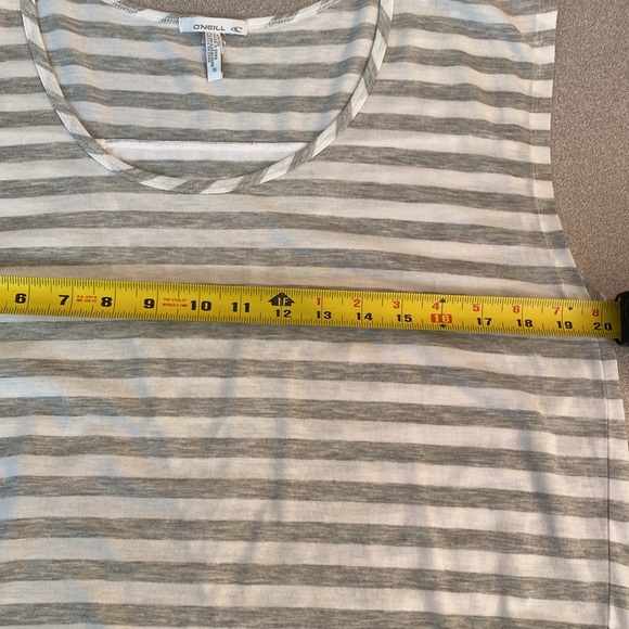 O’Neill - women’s sleeveless t- shirt. Size S - Picture 6 of 7